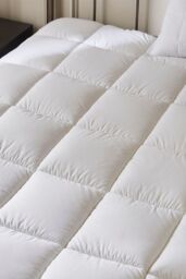 Hotel Pure Luxury Premium Suite Waterproof Mattress Topper & Pillow Protector Set in White - Size: Super King - thumbnail 4