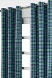 Homescapes Black Watch Tartan Ready Made Eyelet Curtain Pair in Green - Size: 140 cm width x 229 cm drop - thumbnail 2