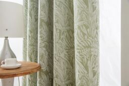 Luxury Living Chenille Jacquard Lined Ring Top Eyelet Curtains in Green - Size: 168 cm width x 137 cm drop - thumbnail 3