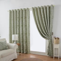 Luxury Living Chenille Jacquard Lined Ring Top Eyelet Curtains in Green - Size: 168 cm width x 137 cm drop - thumbnail 4