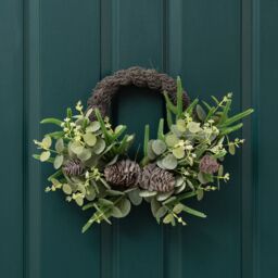 Scottish Everlastings Ltd 40cm Green Foliage Half Wreath - thumbnail 1