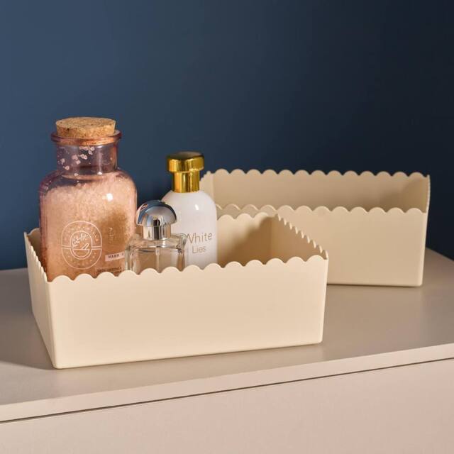 OHS 2 x Scallop Edge Organiser PP Plastic Box Tub Storage Bin Container in Cream - image 1