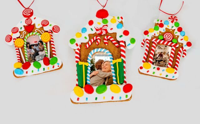 Shatchi Christmas Tree Hanging Decoration 12Pcs Photo Frame Homes - image 1