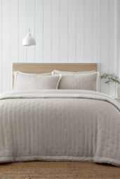 Catherine Lansfield 'Cosy Nori' Soft Sherpa Bedspread in Cream - thumbnail 3