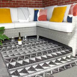Kukoon Grey Aztec Outdoor, Garden & Patio Area Rug - Size: 120 cm x 170 cm - thumbnail 1