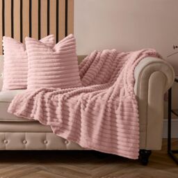 OHS Faux Fur Ribbed Fleece Throw Blanket Winter Warm Supersoft in Pink - thumbnail 2