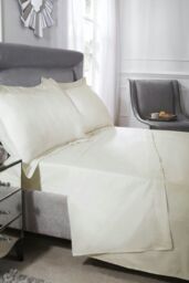 New Edge Blinds Luxor Collection 200 Thread Count Luxury Egyptian Cotton Fitted Sheet in Cream - Size: King - thumbnail 1