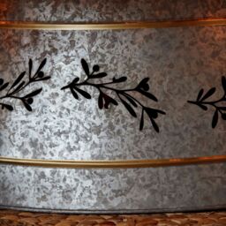 Ivyline Galvanised Cut Out Mistletoe Tree Skirt D67cm H25cm - Light weight - Premium Quality in Silver - thumbnail 5