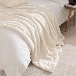 Paoletti Empress Faux Fur Throw in Cream - Size: 130 cm x 180 cm - thumbnail 1
