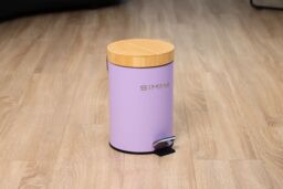 simpa 3L Soft-Closing Pedal Dustbin with Bamboo Lid in Lilac - thumbnail 3