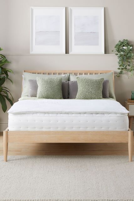 Slumberdown Sleep Soundly Anti Allergy Mattress Topper in White - Size: King - image 1
