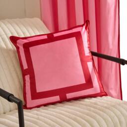 OHS 2 x Square Print Matte Velvet Decorative Cushion Covers in Pink - Size: 45 cm x 45 cm
