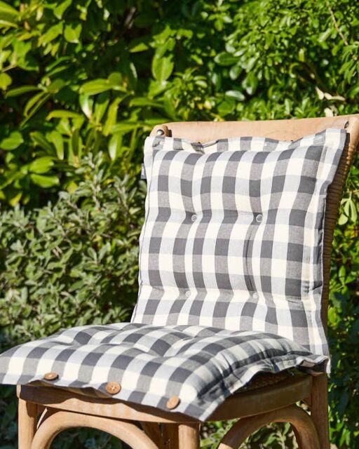 Dibor Set of 2 Grey Gingham Summer Outdoor Garden Chair Seat Pad Cushions W40 x L40cm - Size: 40 cm x 40 cm - image 1
