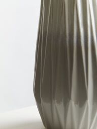 Orsina Sleek & Sturdy Small Ceramic Vase, Robust Pottery Vase, Decorative Vase For Artificial Flowers in Grey - thumbnail 5