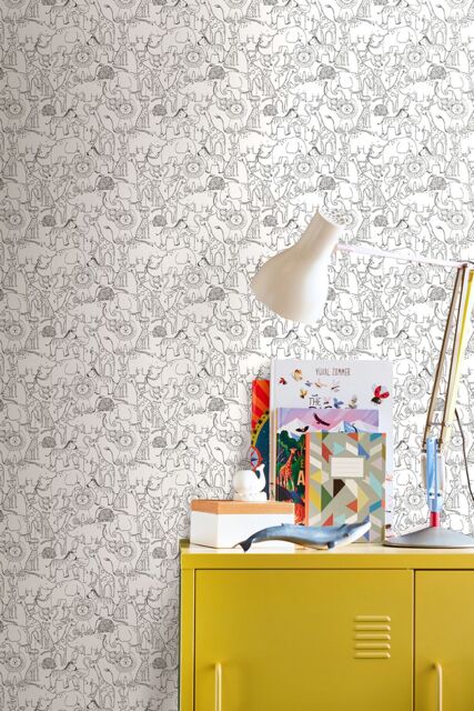 Hoopla Walls Animal Doodle 10m Matt Wallpaper in Black - image 1