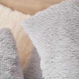 OHS Set of 2 Fluffy Shaggy Square Cushion Covers in Light Grey - Size: 45 cm x 45 cm - thumbnail 3