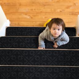 Costway 15 PCS Stair Treads Non-Slip Stairway Carpets Slip Stair Mats for Wooden Steps in Black - thumbnail 2