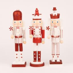Shatchi 38cm Red Wooden Nutcrackers Soldiers King Christmas Ornament 3pcs Set - thumbnail 3