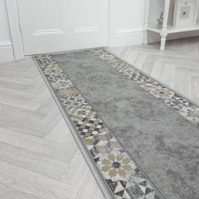 runrug Hallway Runner Rug - Non-Slip, Hardwearing, 5.4mm - 'Murcia' in Grey - Size: 66 cm x 420 cm