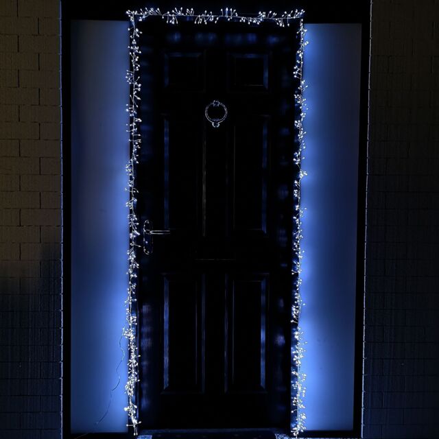 Samuel Alexander 5.5m 880 LED Indoor Outdoor Christmas Door Lights in Cool White - image 1