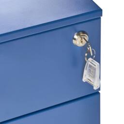 Wyld and Coco Blue Steel Mobile Lockable Locker 3 Adjustable Shelves Castors - thumbnail 8