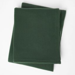 OHS Warm Plain Fleece Throw Over Bed Blanket in Dark Green - Size: 120 cm x 150 cm - thumbnail 2