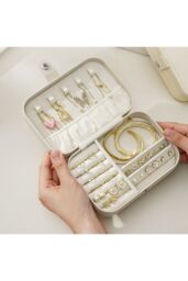 H&O Direct Fashion Portable PU Leather Jewellery Box in White