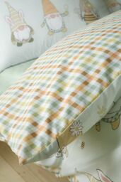 Catherine Lansfield 'Spring Gonks' Reversible Duvet Cover Set in Light Green - Size: Single - thumbnail 4