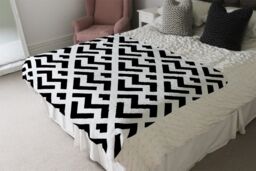 Benjamin Tate Design Black & White Geometric Blanket in Natural - Size: 120 cm x 150 cm - thumbnail 3