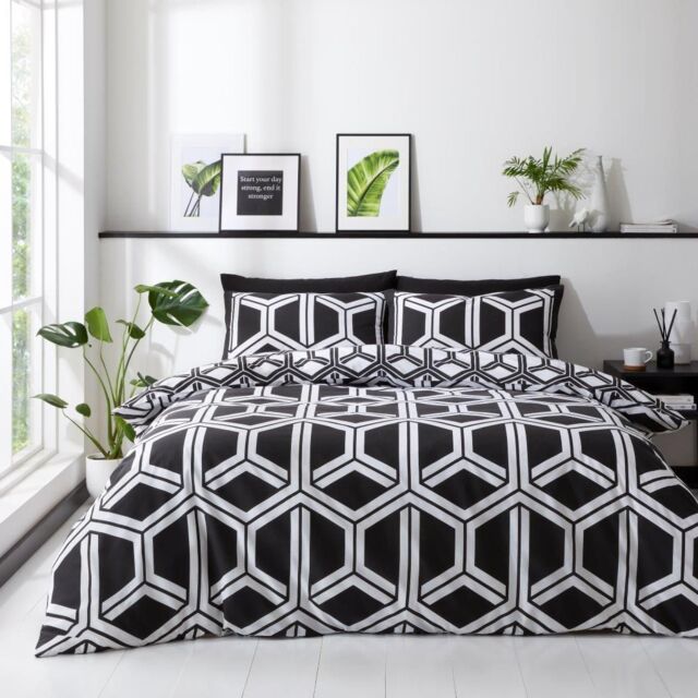 GAVENO CAVAILIA Hendrix Duvet Cover - Size: Double - image 1