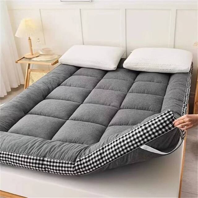 FORGEVIO 137 x 190 cm Grey Japanese Folding Futon Mattress Topper - Size: Cot - image 1