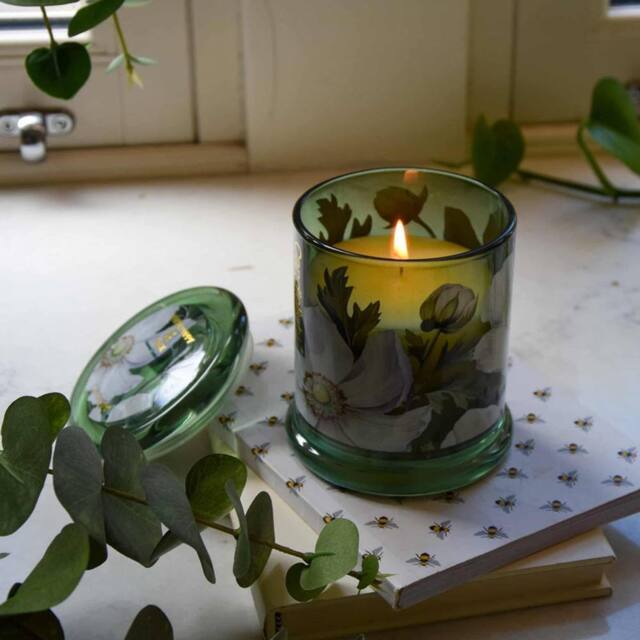 Madison & Mayfair Large White Poppy & Sage Lidded Jar Candle in Green - image 1
