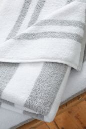 Bianca 'Reversible Stripe' Cotton Jacquard Bath Towel in Grey - thumbnail 2