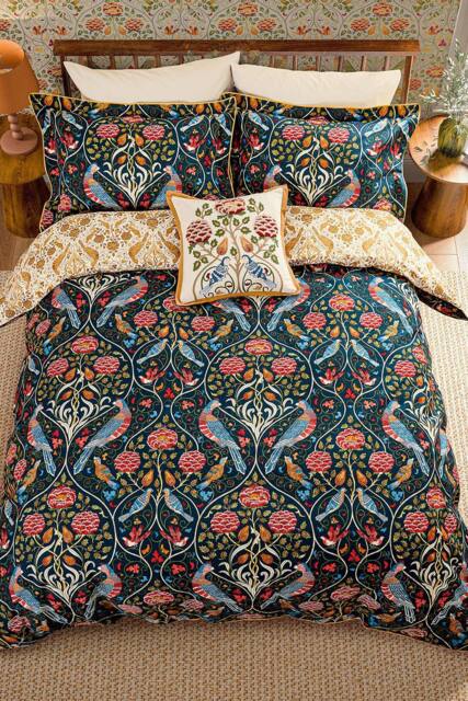 Morris & Co 'Seasons By May Indigo' Cotton Duvet Cover Set in Indigo - Size: Super King - image 1