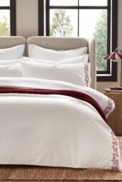 CHRISTY 'Mistletoe' Romance Design Cotton Duvet Cover Set in Red - Size: Double