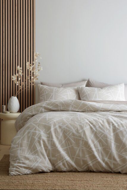 Appletree 'Otto' Jacquard Mark-Making Textured Duvet Cover Set in Natural - Size: Single - image 1