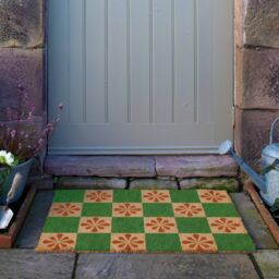 Artsy Mats Green Petal Checkerboard Coir Doormat (90 x 60cm) in Brown - Size: 60 cm x 90 cm - thumbnail 4