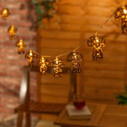 ValueLights Mushroom Rattan 10 x Battery Operated Outdoor Garden String Lights in Brown