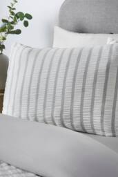 Catherine Lansfield 'So Soft Seersucker Stripe' Duvet Cover Set in Grey - Size: Double - thumbnail 2