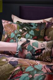 Wylder Tropics Moriyo Tropical Velvet Duvet Cover Set in Pink - Size: Single - thumbnail 5