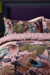 Wylder Tropics Moriyo Tropical Velvet Duvet Cover Set in Pink - Size: Single - thumbnail 3