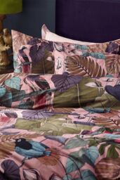 Wylder Tropics Moriyo Tropical Velvet Duvet Cover Set in Pink - Size: Single - thumbnail 4