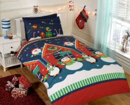Rapport Home Santas Grotto Duvet Cover Set with Pillowcase in Red - Size: Single
