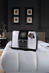 The Lyndon Company Goose Feather & Down 240 Thread Count Casing 13.5 Tog Duvet in White - Size: King - thumbnail 2