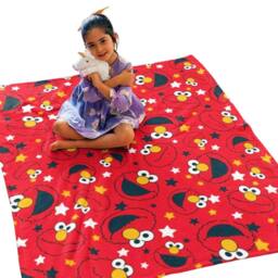 Sesame Street Fleece Elmo Blanket in Red - Size: Crib - thumbnail 3