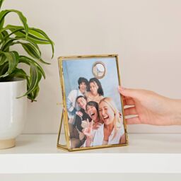"Paper High 7"" x 5"" Hiya Repurposed Glass & Gold Metal Photo Frame" - thumbnail 2