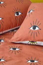 Furn Theia Abstract Eye Duvet Cover Set in Light Red - Size: King - thumbnail 3
