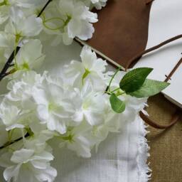 Lemon Pavilion Furniture and Decor Large Full Cherry Blossom Stem - Plastic - L6 x W8 x H100 cm - White - thumbnail 2