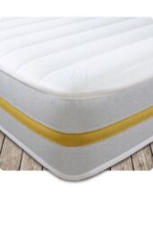 Starlight Beds Lunar Luxe Hybrid Mattress 7.5 Inch Deep Memory Foam & Coil Spring in White - Size: Double - thumbnail 3