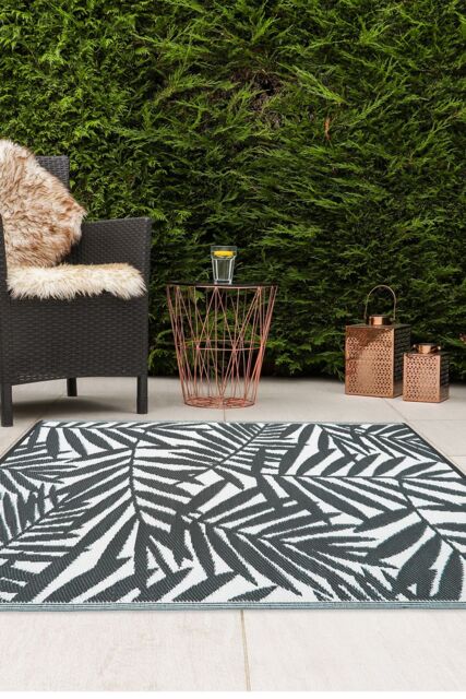 JVL Lightweight Reversible Plastic Woven Outdoor Rug 120x170cm Leaves in Grey - Size: 120 cm x 170 cm - image 1
